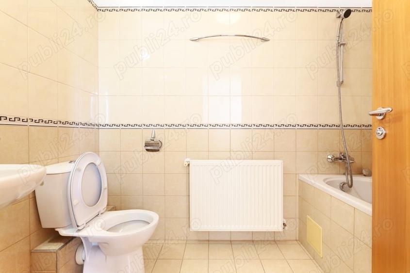 Apartament cu 5 camere decomandat în Herăstrău