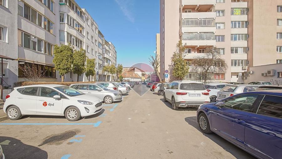 Apartament cu 3 camere decomandat, mobilat în Griviței