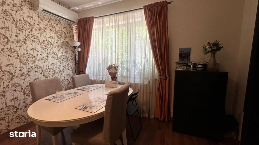 Casă cu 5 camere cu Teren 185 Mp în Vatra Luminoasă