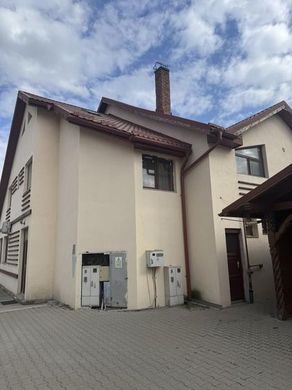 Spațiu comercial, de 580 mp, în Mihai Viteazu