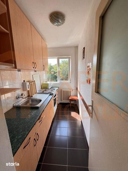 Apartament cu 2 camere semidecomandat în Inel II