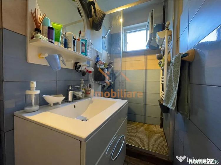 Apartament cu 3 camere semidecomandat în Calea Aradului