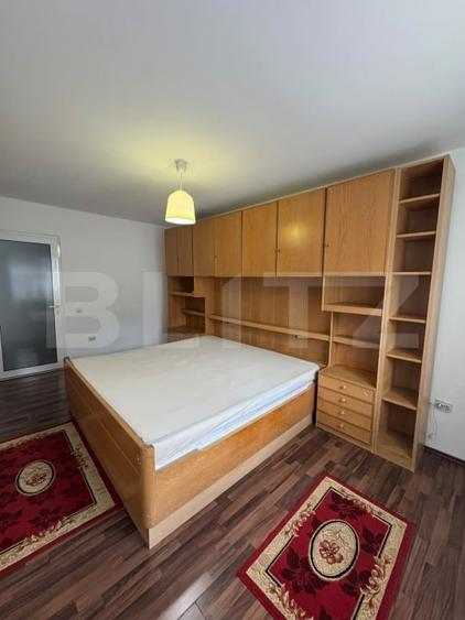 Apartament cu 2 camere semidecomandat, mobilat în Florești