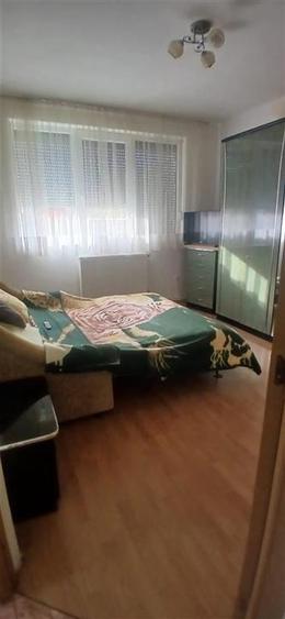 Casă cu 3 camere cu Teren 269 Mp în Sântion