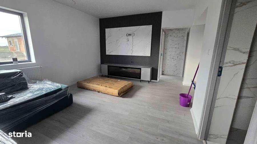 Casă cu 4 camere în Holboca