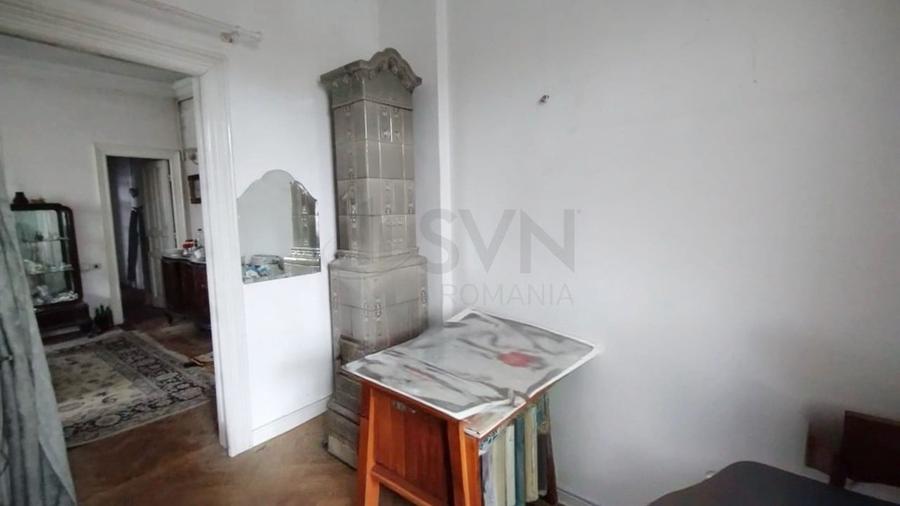 Apartament cu 5 camere decomandat în Unirii