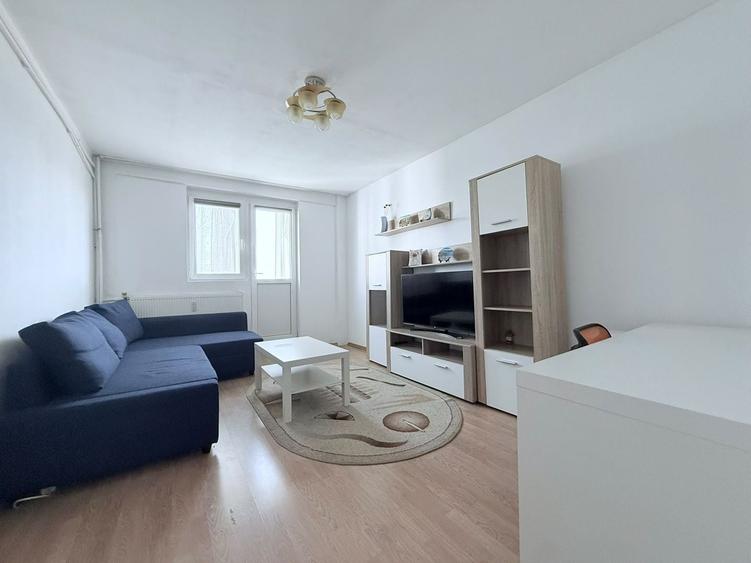 Apartament cu 2 camere decomandat, mobilat în Drumul Taberei