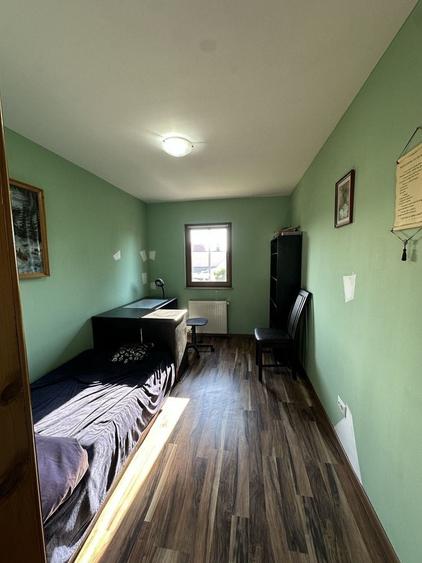 Casă cu 3 camere cu Teren 200 Mp în Central