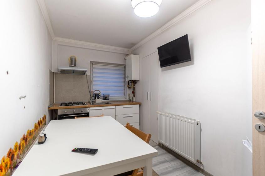 Apartament cu 2 camere decomandat în Craiter
