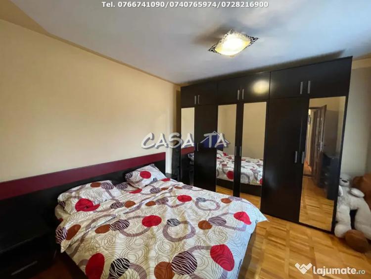 Apartament cu 4 camere decomandat în Central