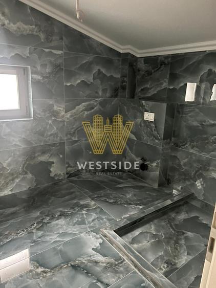 Casă individuală cu 6 camere cu Teren 465 Mp în Girocului