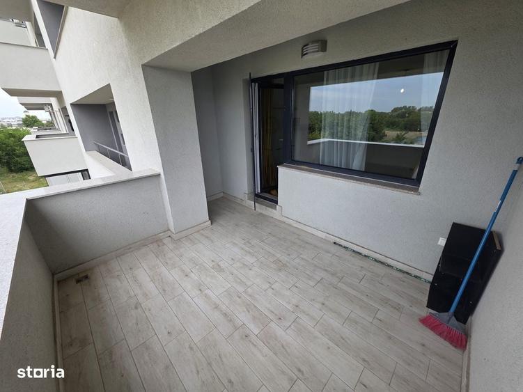 Apartament cu 2 camere în Uverturii