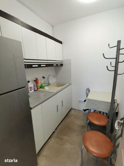 Casă cu 4 camere cu Teren 600 Mp în Central