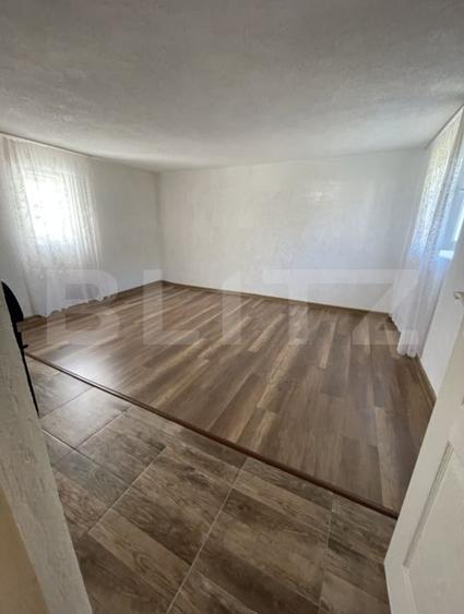 Casă individuală cu 1 camere cu Teren 685 Mp în Exterior Nord