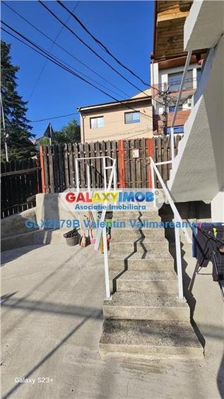 Casă cu 6 camere cu Teren 40 Mp în Vitan