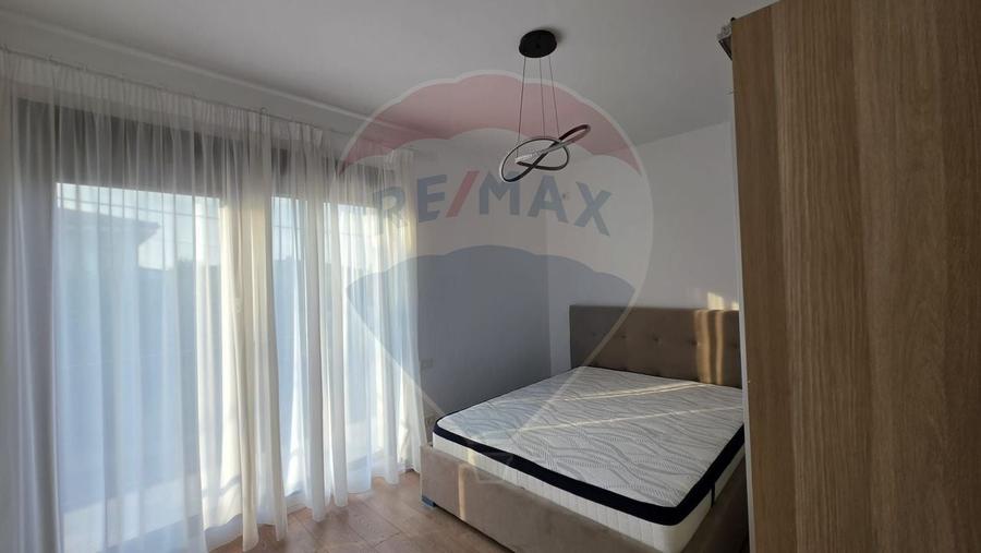 Casă individuală cu 4 camere cu Teren 371 Mp în Tunari