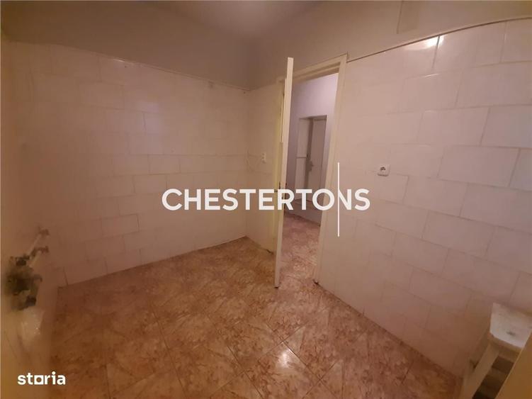 Apartament cu 3 camere decomandat în Tineretului