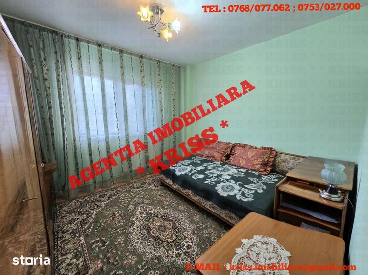 Apartament cu 3 camere decomandat în Exercițiu