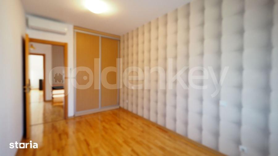 Casă cu 6 camere cu Teren 200 Mp în Central