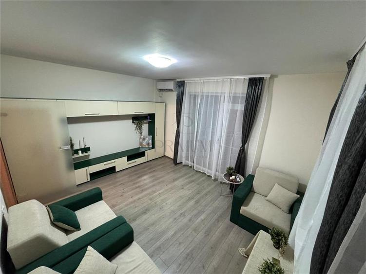 Giroc - 2 Camere - Parter cu curte proprie - Decomandat - Bucatarie inchisa - Lo - 2
