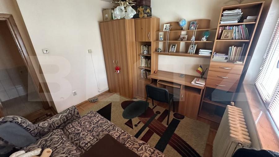 Apartament cu 3 camere decomandat, mobilat în Orăștie