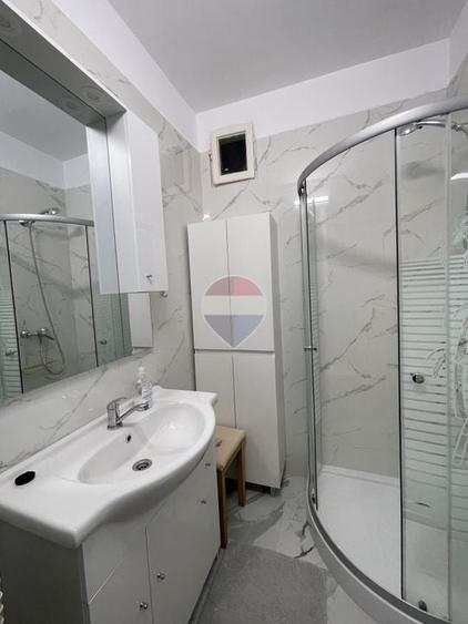 Apartament cu 2 camere decomandat în Floreasca