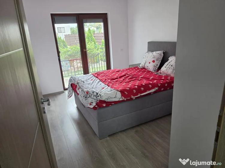 Apartament cu 3 camere decomandat în Valea Lupului
