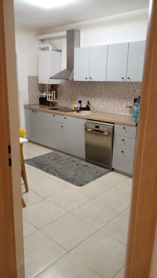Casă cu 4 camere cu Teren 150 Mp în Central