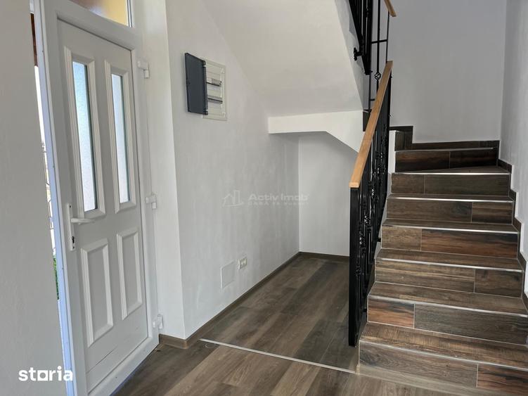 Casă cu 4 camere cu Teren 743 Mp în Știuca