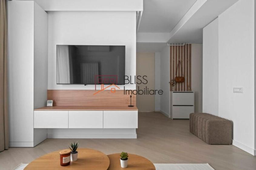 Apartament cu 3 camere decomandat în Pipera