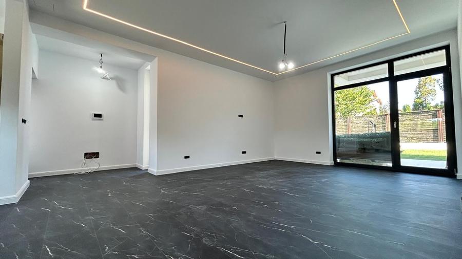 Duplex cu 4 camere cu Teren 394 Mp în Corbeanca