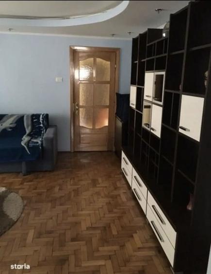 Apartament cu 2 camere decomandat în Decebal