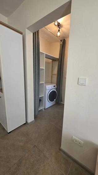 Apartament cu 3 camere decomandat, mobilat în Buziașului