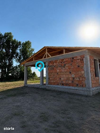 Casă cu 3 camere cu Teren 500 Mp în Comana