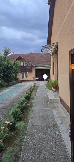 Casă cu 4 camere în Periam