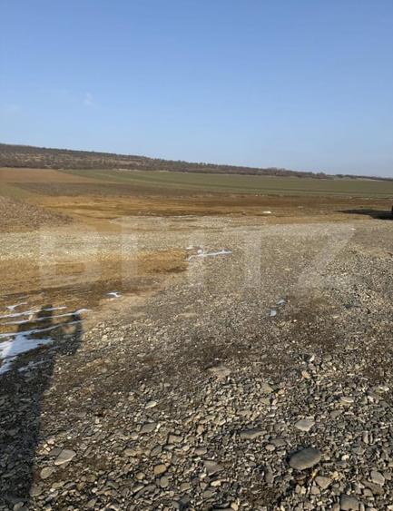 Teren Construcții intravilan de 3200 mp, în Nord