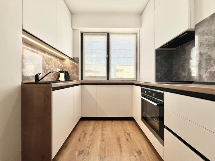 Apartament cu 2 camere semidecomandat, mobilat în Pipera
