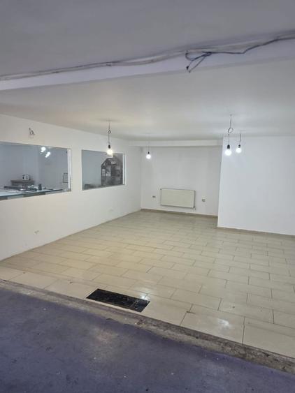 Spațiu comercial, de 82 mp, în Țiglina 1