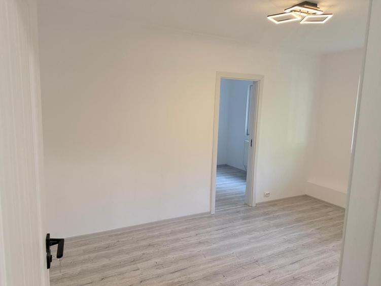 Apartament cu 2 camere semidecomandat în Exterior Vest