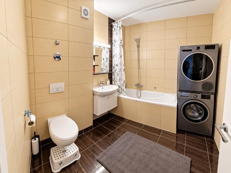 Apartament cu 3 camere decomandat în Avantgarden