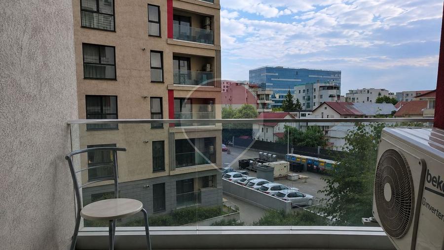 Garsonieră decomandată, mobilată în Lujerului