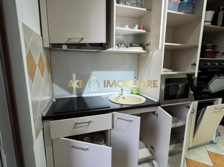 Apartament cu 3 camere decomandat, mobilat în Calea Victoriei