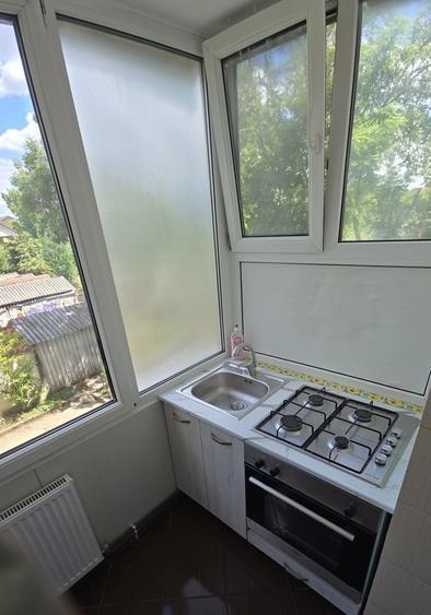 Apartament cu 2 camere decomandat în Girocului