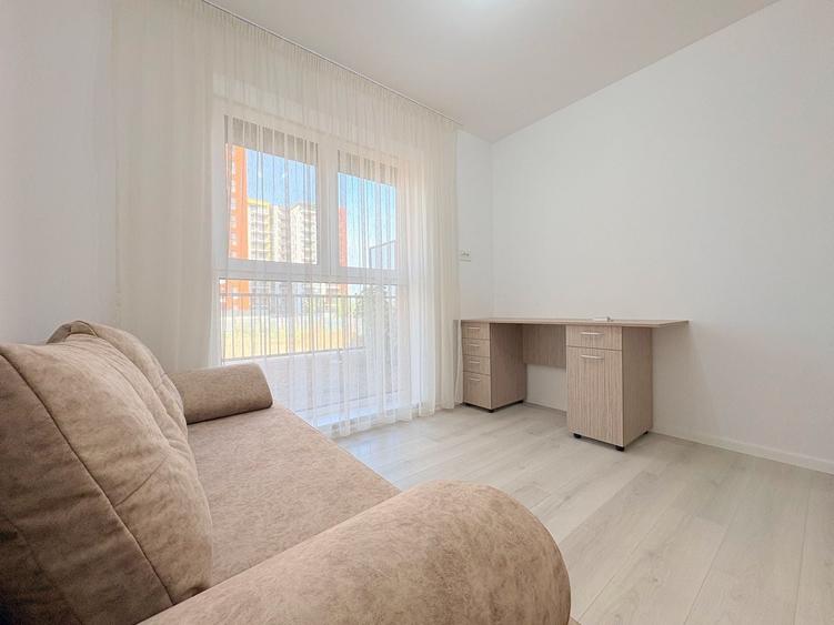 Apartament cu 3 camere decomandat, mobilat în Lipovei