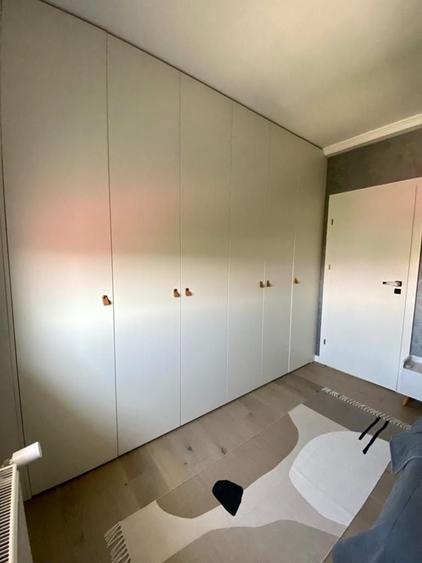 Apartament cu 3 camere decomandat în Florești