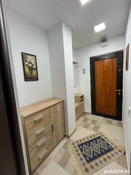 Garsonieră decomandată în Petros