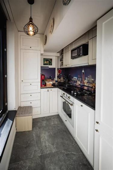 Apartament cu 2 camere decomandat în Apollo