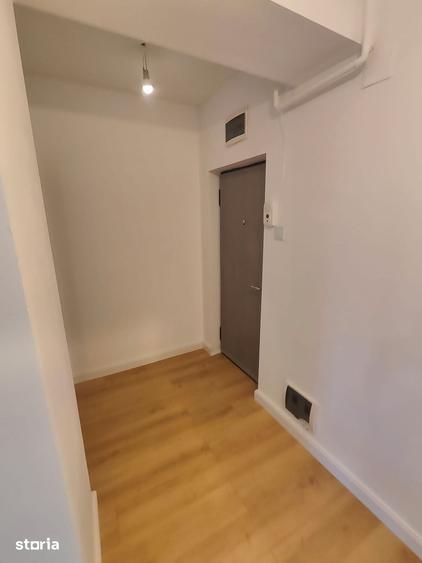 Apartament cu 3 camere decomandat în Tătărași