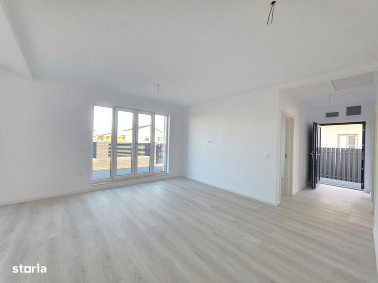 Casă cu 4 camere în Sânpetru