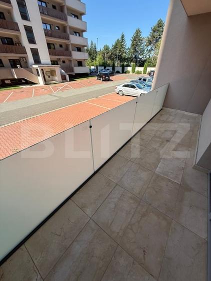 Apartament cu 3 camere decomandat, mobilat în Sud